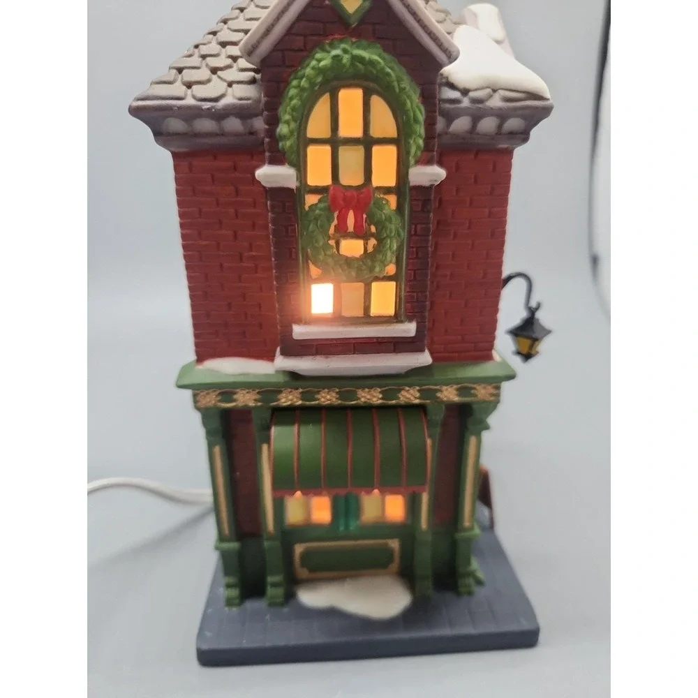 Dept. 56 Christmas in the City 1999 MOLLY O'BRIEN'S IRISH PUB w/ Box